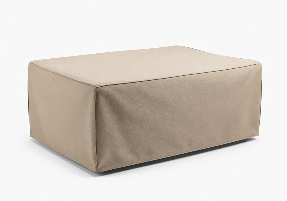 Cavelle Outdoor Cover
