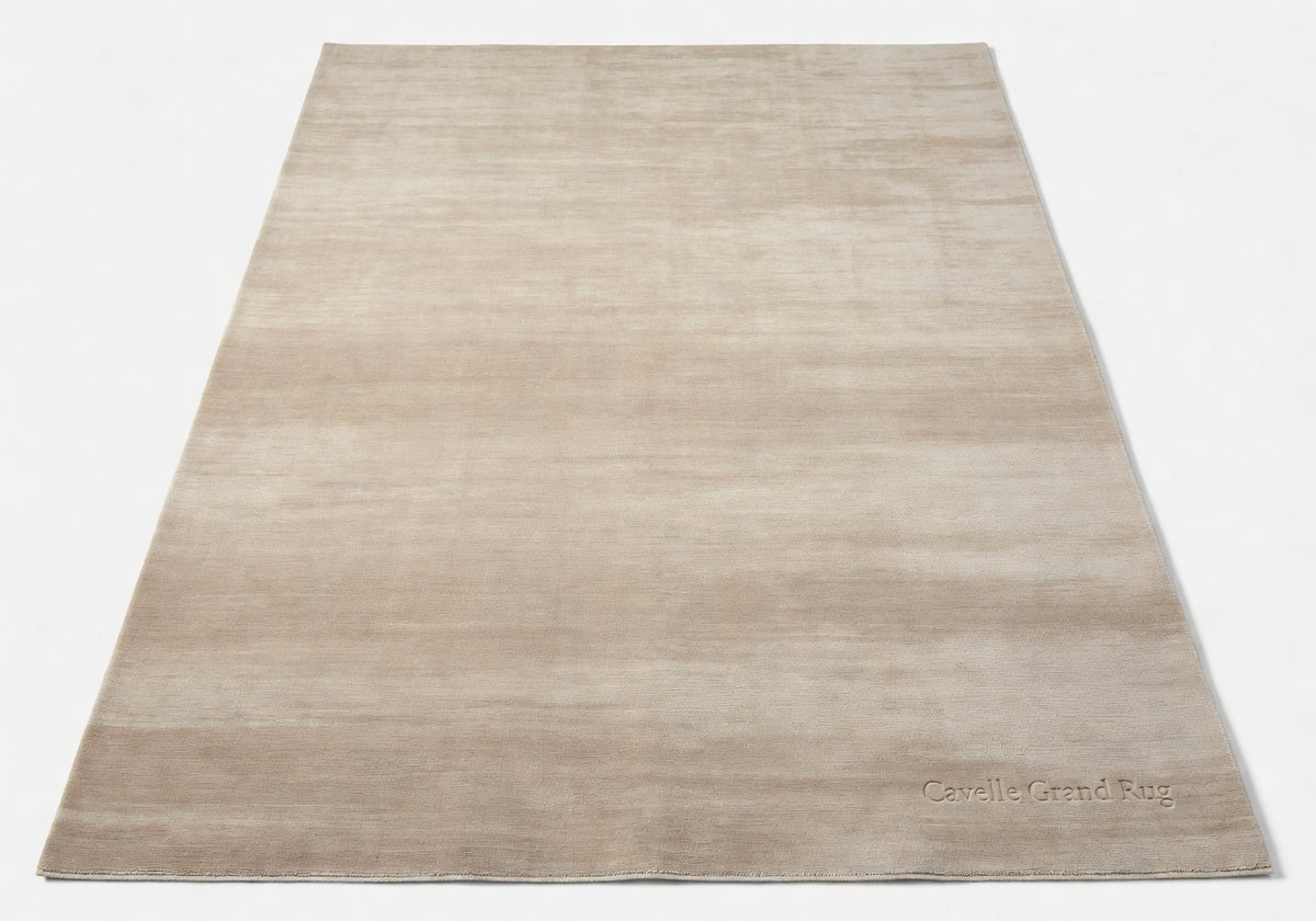 Cavelle 7' x 10 Grand Rug