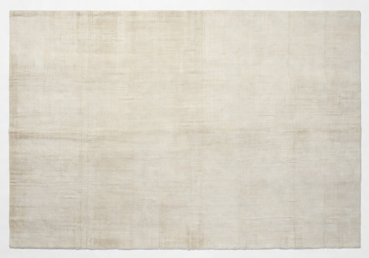 Elowen 7' x 10 Grand Rug