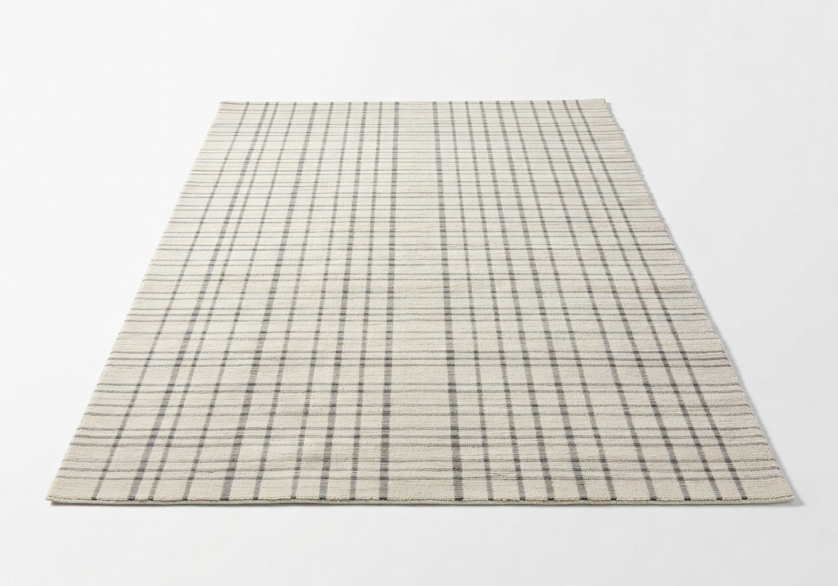 Elowen 4' x 6 Linear Field Rug