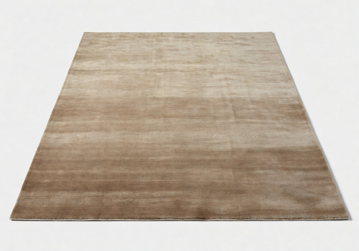 Lioren Estate Field Rug