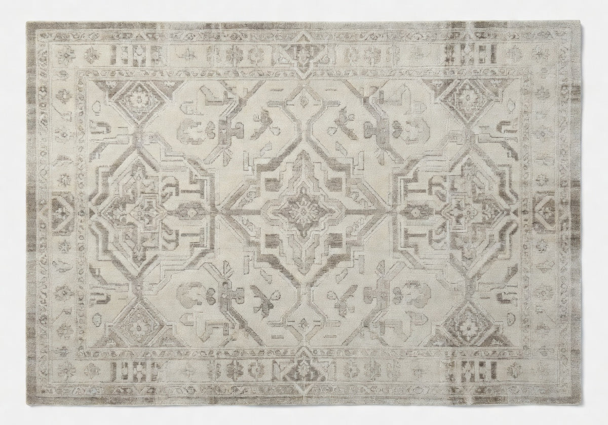 Avelin Grand Field Rug