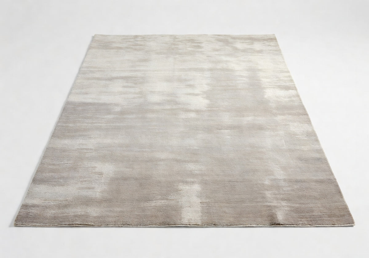Avelin Grand Foundation Rug