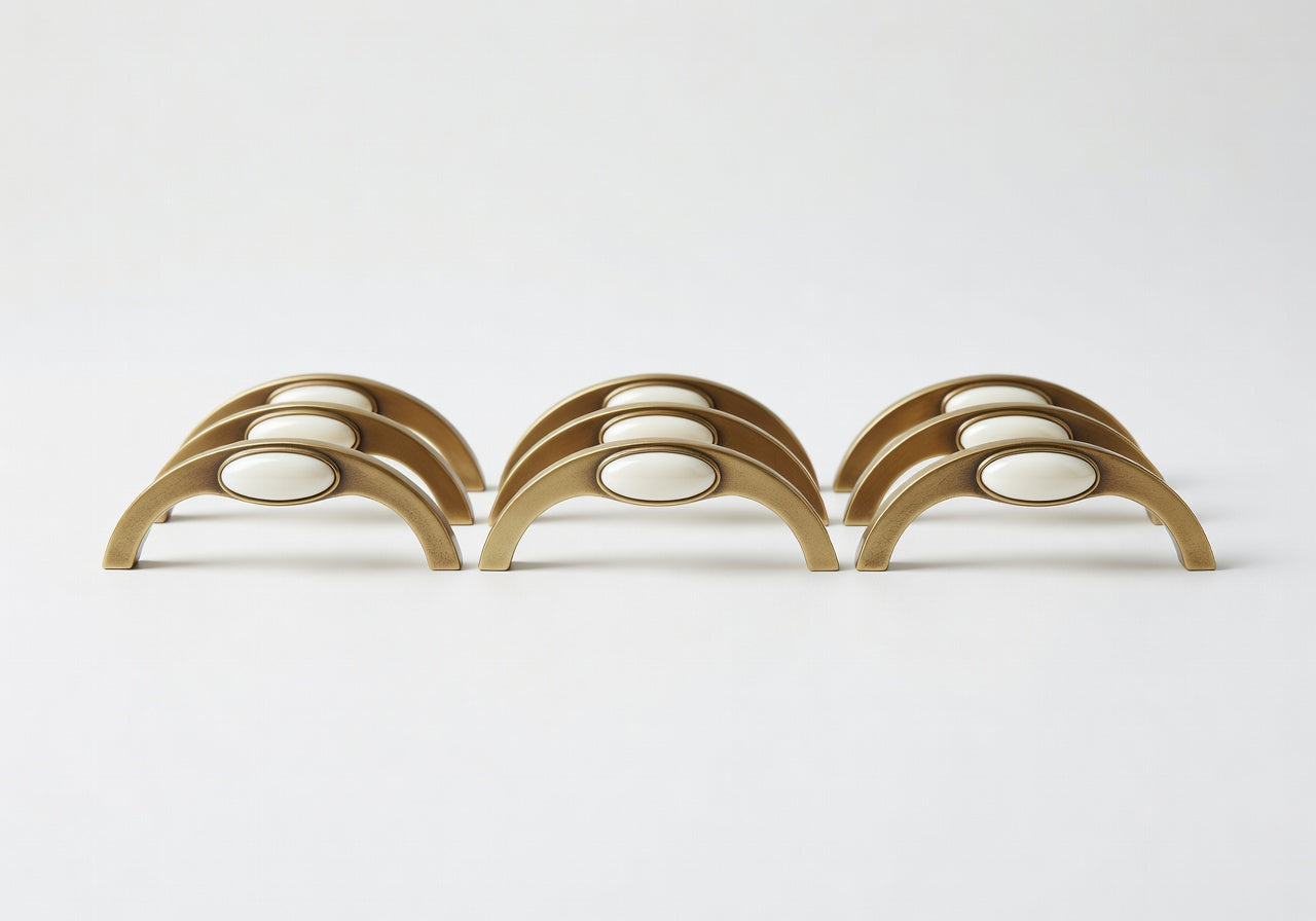 Elowen Arc Cabinet and Drawer Pull
