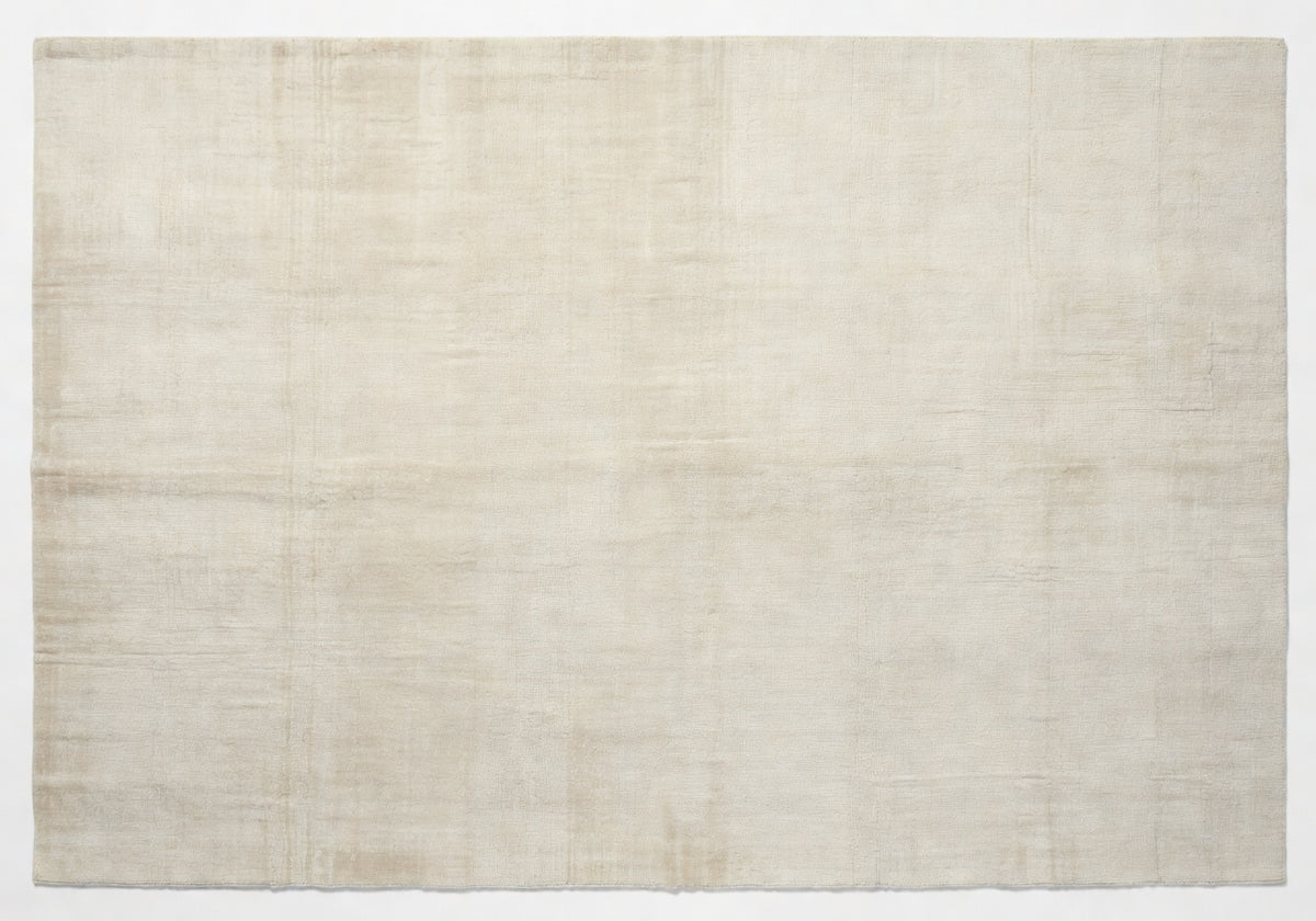 Elowen 7' x 10 Grand Rug