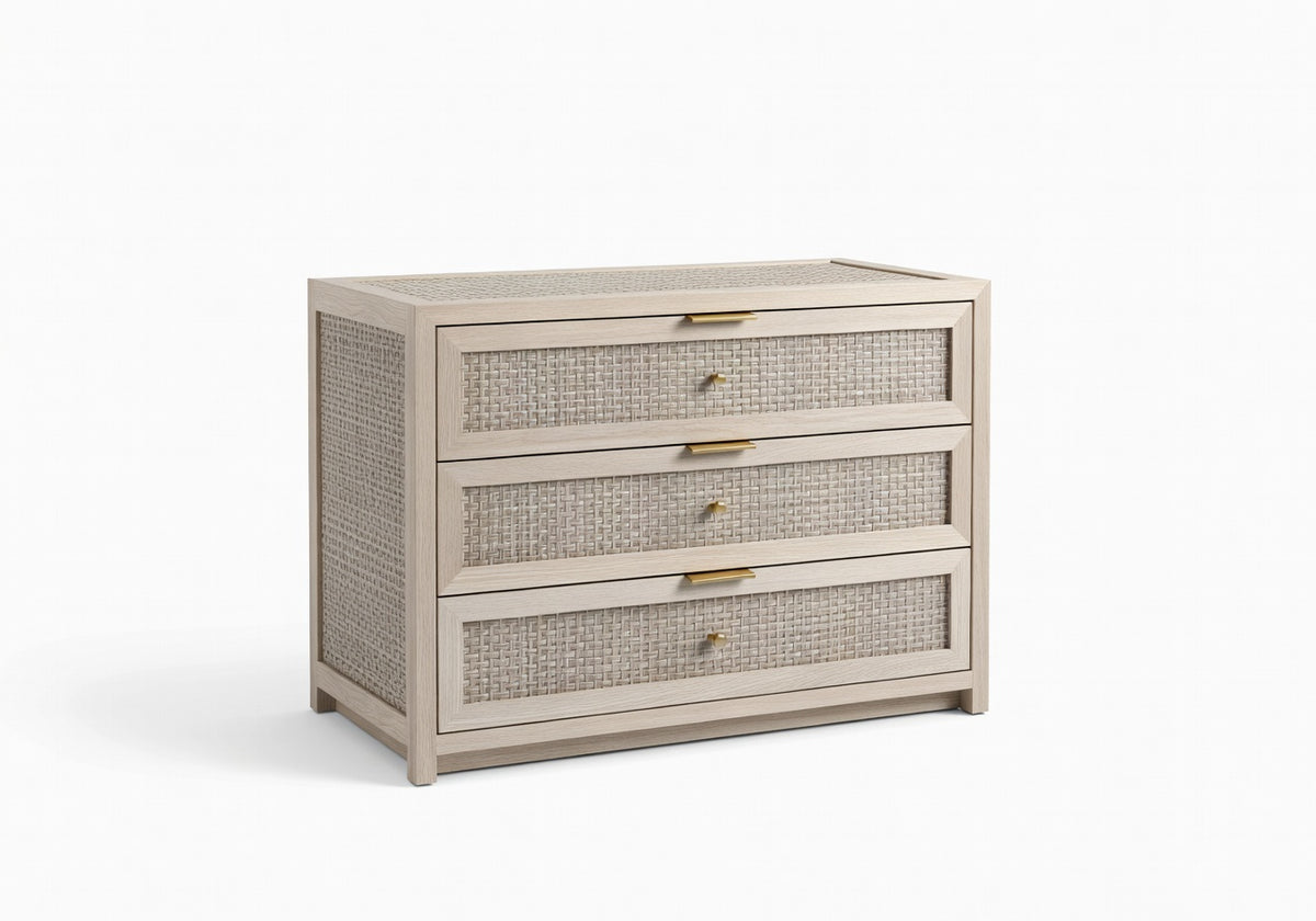 Evaris Accent Chest