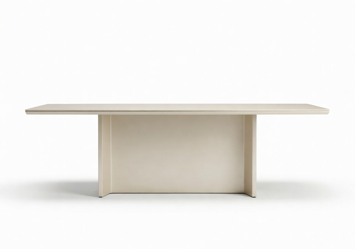 Liora Tailored Table
