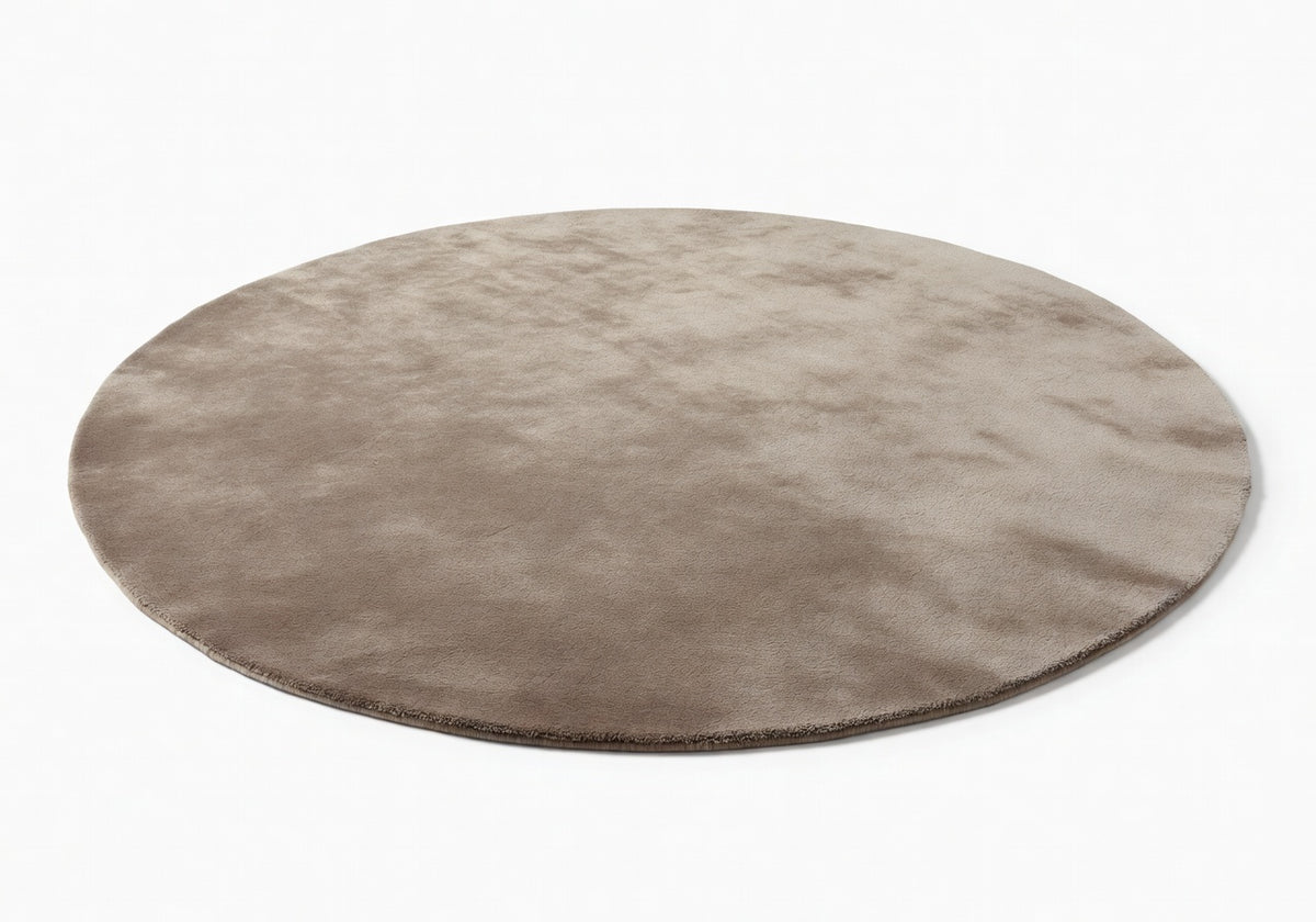 Lioren Halo Field Rug